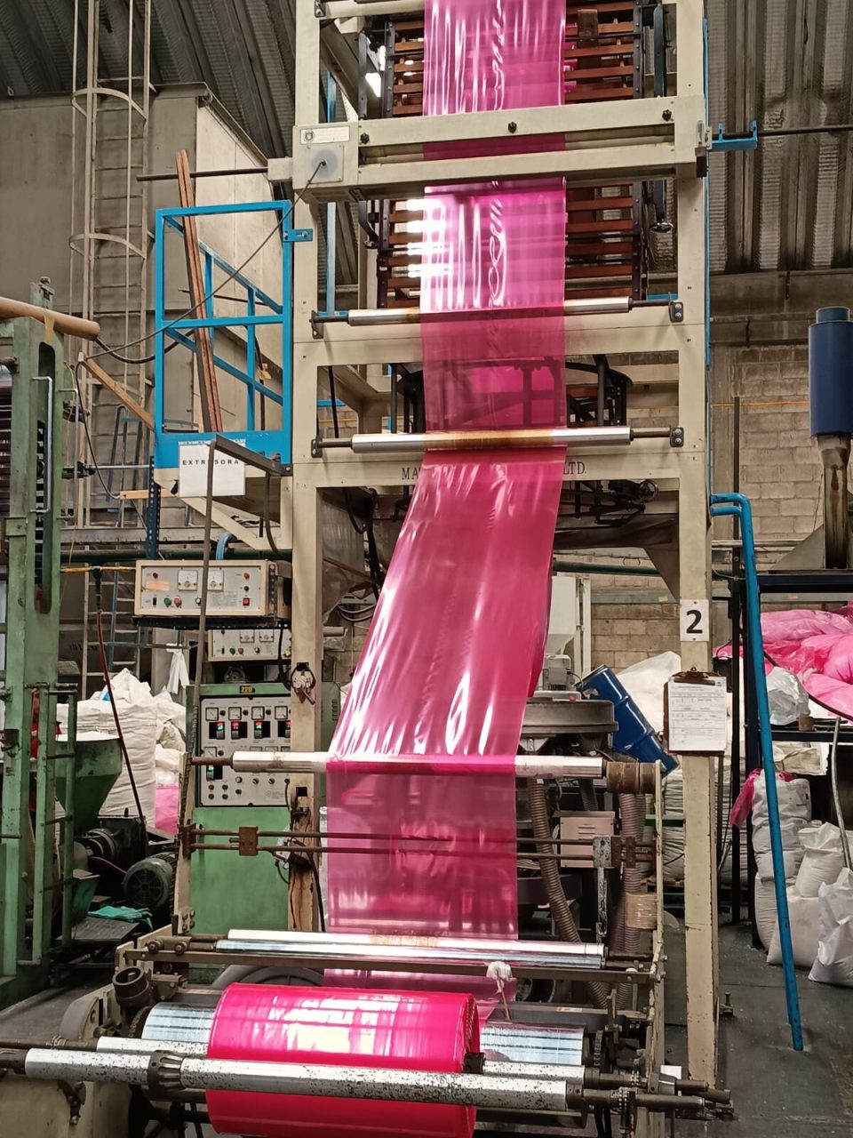Extrusión de película de polietileno
